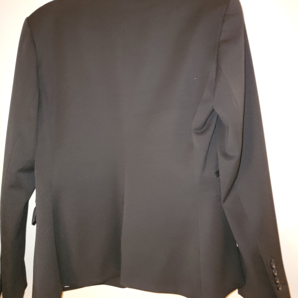 Express Suit - Picture 6 of 7